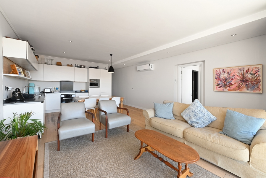 2 Bedroom Property for Sale in Vredehoek Western Cape